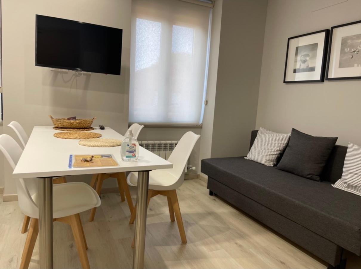 Apartamentos Puertas Del Orbigo Carrizo de la Ribera ภายนอก รูปภาพ